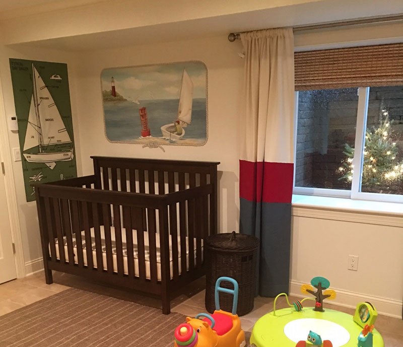 Nursery with sailing theme