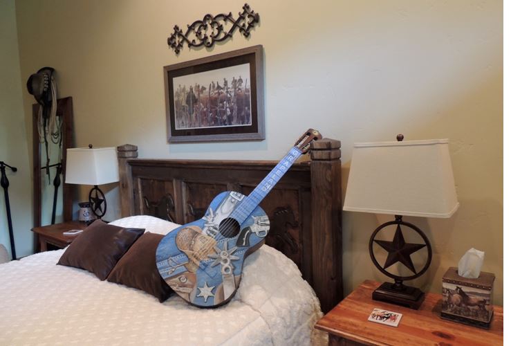 Guitar in the cowboy room