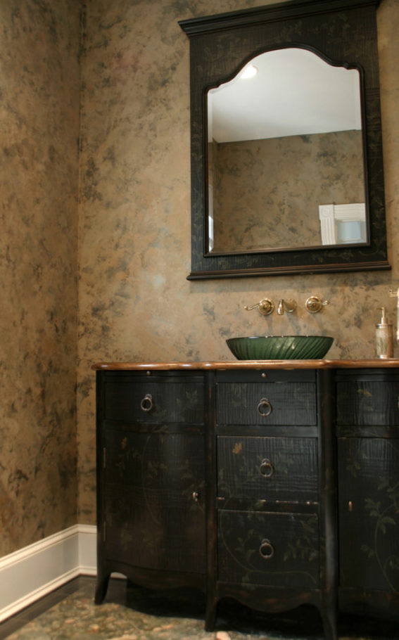Mural in bathroom