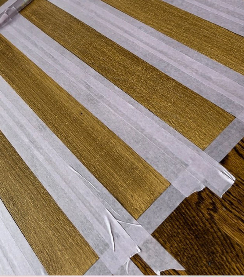 Alternating stripes